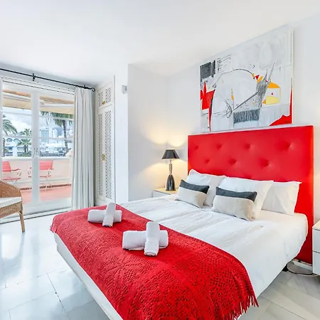 Apartment Located In Puerto Marina With Sea Views, First Line Of Beach. Benalmadena